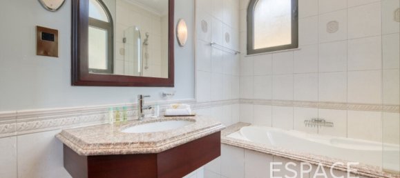 5 Schlafzimmer Villa in Palm Jumeirah, UAE, Nr. 106045 12