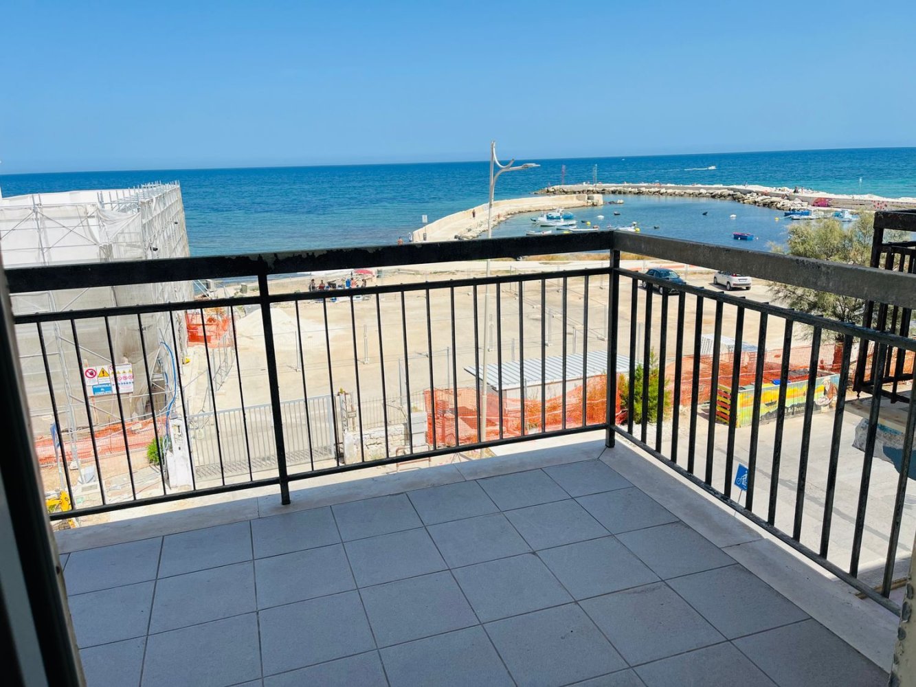 5 غرف نوم شقة في Mola di Bari, Italy رقم 331339