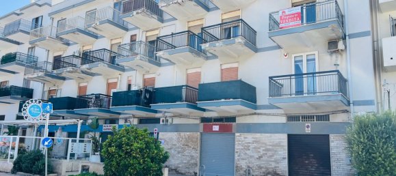 5 bedrooms Apartment in Mola di Bari, Italy No. 331339 23