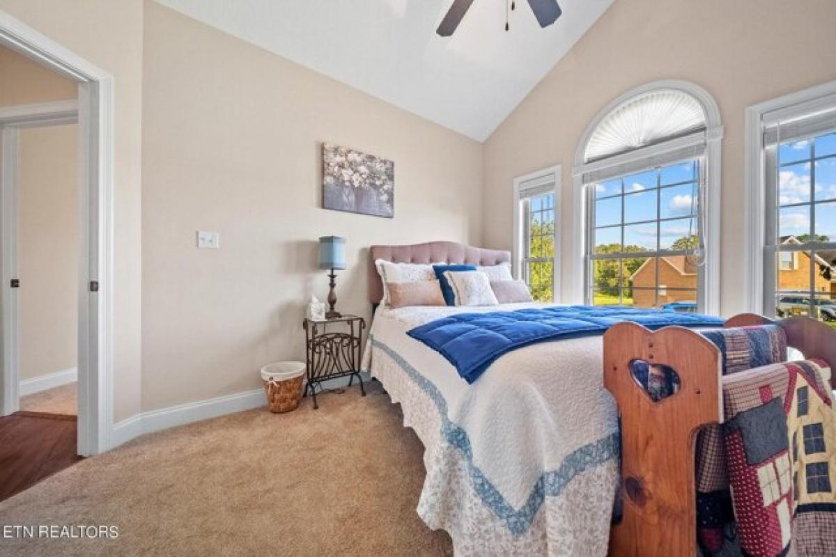 3 bedrooms House in Corryton, USA No. 411360