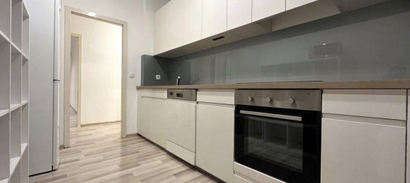 3 rooms Apartment in Zistersdorf, Austria No. 196269 2