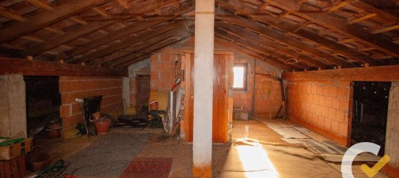 4-salle Villa à Daverio, Italy No. 232976 28