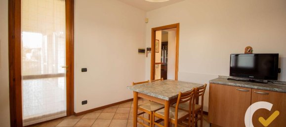 4-salle Villa à Daverio, Italy No. 232976 22