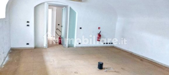351m² Office in Savona, Italy No. 322091 4