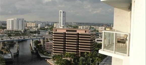 2 dormitorios propiedad comercial en venta en Miami, Miami-Dade, Florida, USA № 615874 21