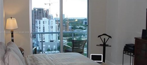 2 dormitorios propiedad comercial en venta en Miami, Miami-Dade, Florida, USA № 615874 23