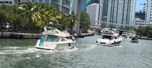 2 dormitorios propiedad comercial en venta en Miami, Miami-Dade, Florida, USA № 615874 30