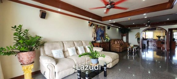 2 bedrooms Condo in Bang Lamung, Thailand No. 23760 3