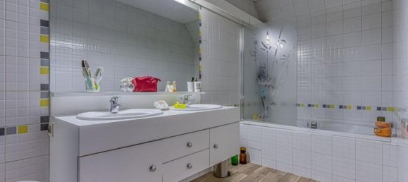 4 غرف نوم منزل ذو طابقين في Chambery, France رقم 289772 6