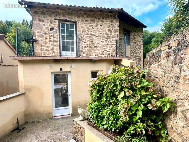 2 bedrooms House in Aveyron, France No. 316910