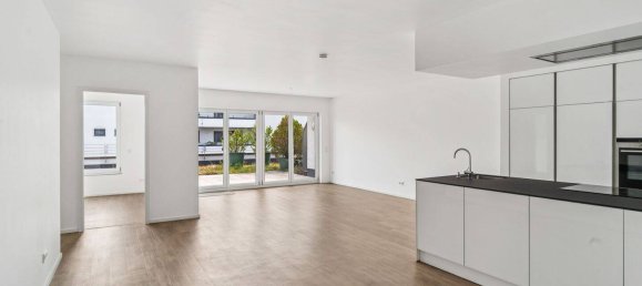 Apartamento de 2 dormitorios en Frankfurt am Main, Germany No. 367713 4