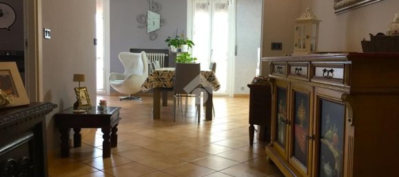 Apartamento de 3 habitaciónes en Parma, Italy No. 138698 5