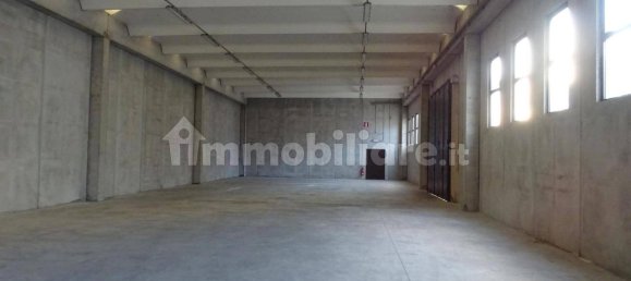 Lagerhaus in Larciano, Italy 520m², Nr. 133361 4