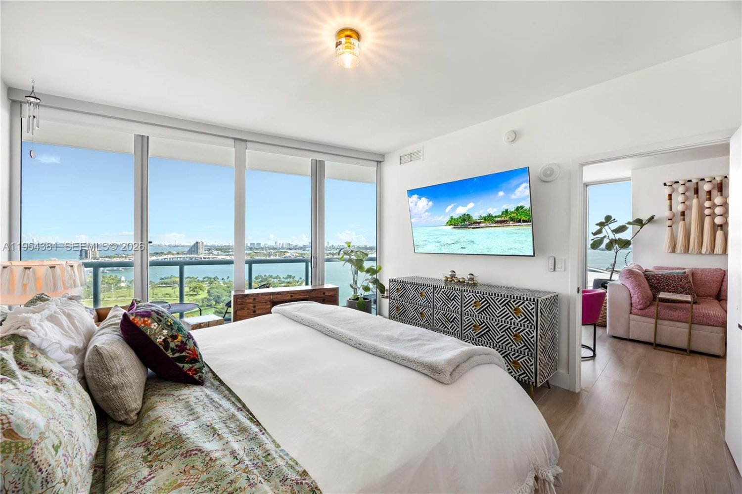 2 غرف نوم عقار تجاري في Miami, الولايات المتحدة رقم 615392