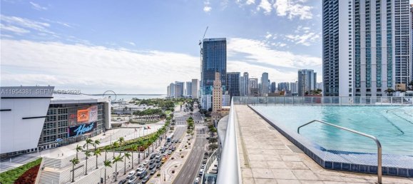 2 غرف نوم عقار تجاري في Miami, الولايات المتحدة رقم 615392 4