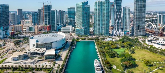 2 غرف نوم عقار تجاري في Miami, الولايات المتحدة رقم 615392 8