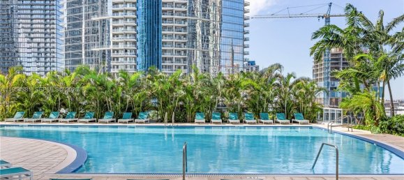 2 غرف نوم عقار تجاري في Miami, الولايات المتحدة رقم 615392 2