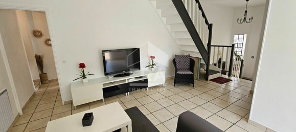 4 chambres Maison à Neuilly-sur-Marne, France No. 151226 4