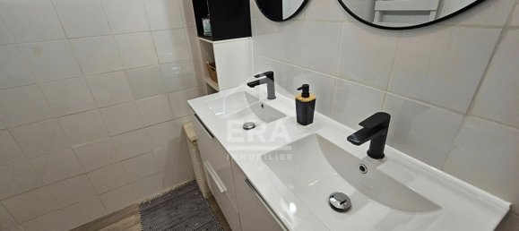 4 chambres Maison à Neuilly-sur-Marne, France No. 151226 10