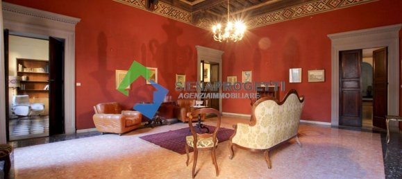3 bedrooms Apartment in Siena, Italy No. 378316 2