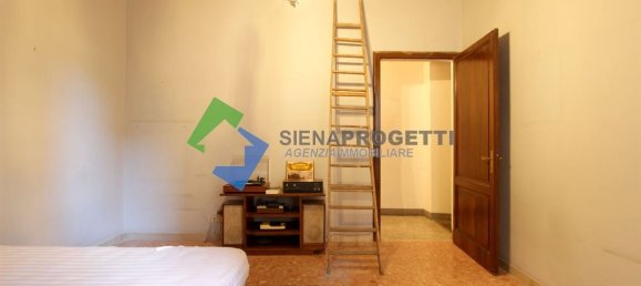 3 bedrooms Apartment in Siena, Italy No. 378316 13