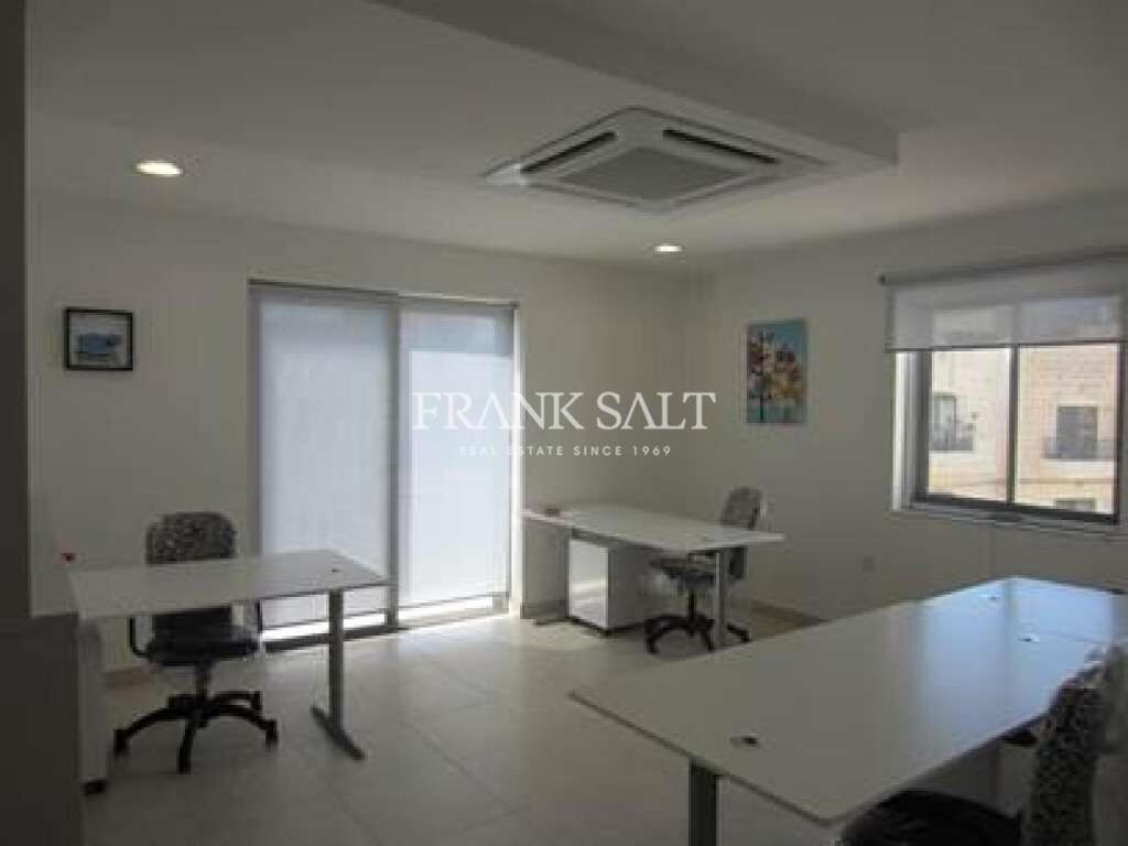 Bureau à San Gwann, Malta 21m² No. 12951