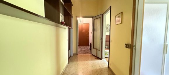 4 rooms Apartment in Chiari, Italy No. 273511 16