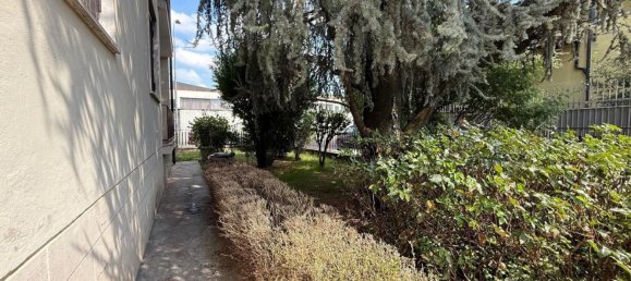 4 rooms Apartment in Chiari, Italy No. 273511 4