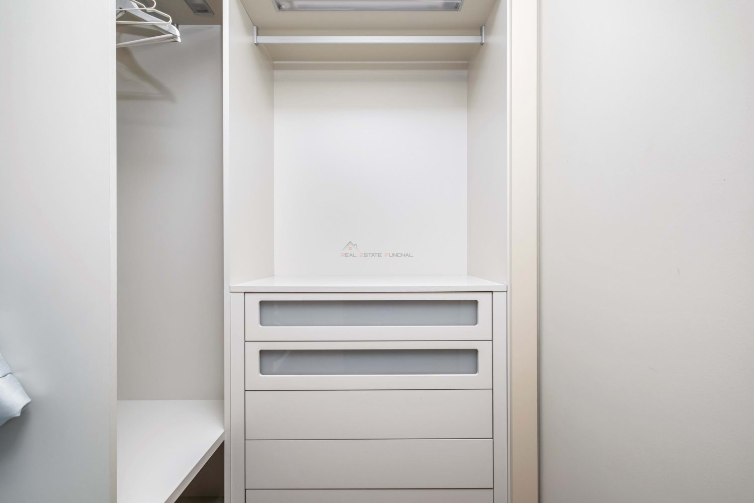 2 bedrooms Apartment in Funchal, Portugal No. 142043