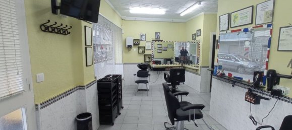 Коммерческая недвижимость 41м² в Гранада, Испания № 166643 2