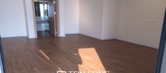 Apartamento de 3 dormitorios en Long Bien, Vietnam No. 2197 12