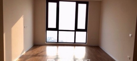 Apartamento de 3 dormitorios en Long Bien, Vietnam No. 2197 6