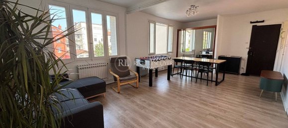 2 bedrooms Apartment in Lyon, France No. 284291 2