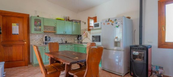 Квартира с 2 спальнями в Ольбия, Италия № 322163 4