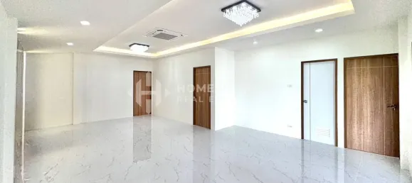 3 bedrooms House for sale in Phuket, Southern Thailand, Thailand № 71608 13