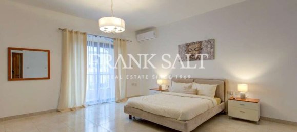 3 bedrooms Maisonette in Swieqi, Malta No. 6891 10
