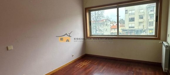 4 Schlafzimmer Wohnung in Sao Mamede de Infesta, Portugal, Nr. 44703 4