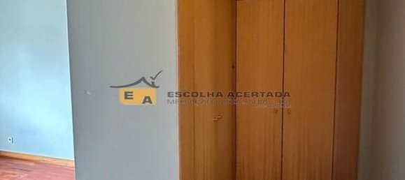Apartamento de 4 dormitorios en Sao Mamede de Infesta, Portugal No. 44703 11