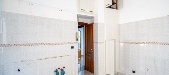 7-Zimmer Wohnung in Genoa, Italy, Nr. 163958 16