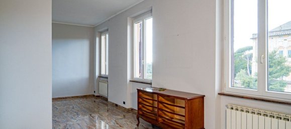 7-Zimmer Wohnung in Genoa, Italy, Nr. 163958 2