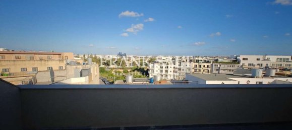 2 bedrooms Penthouse in Attard, Malta No. 11556 3