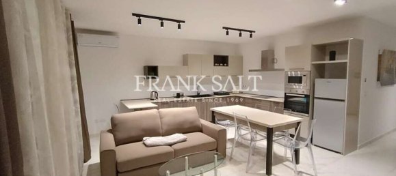 2 bedrooms Penthouse in Attard, Malta No. 11556 8