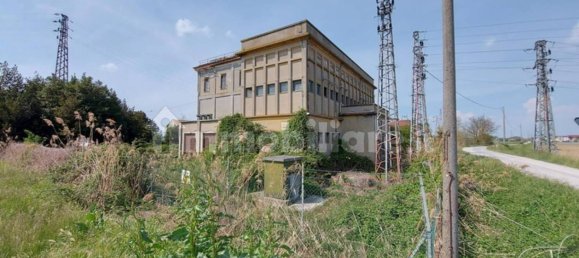  مستودع في Codigoro, Italy 3324متر مربع رقم 318870 11