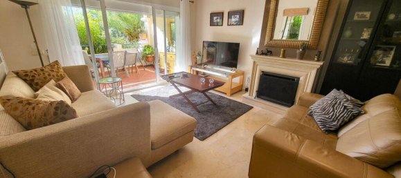 2 bedrooms Apartment in Marbella, Spain No. 185297 2