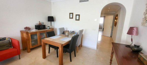 2 bedrooms Apartment in Marbella, Spain No. 185297 3