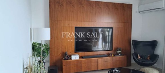 Квартира с 2 спальнями в Слима, Мальта № 3221 2