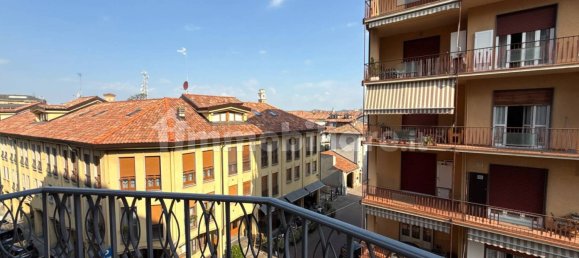 3 غرف نوم شقة في Alba, Italy رقم 276430 11