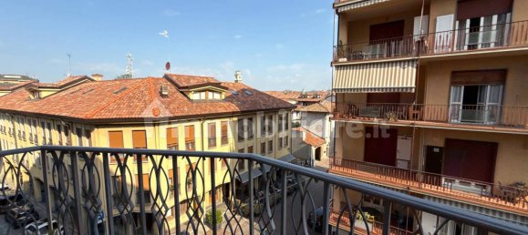 3 غرف نوم شقة في Alba, Italy رقم 276430 10