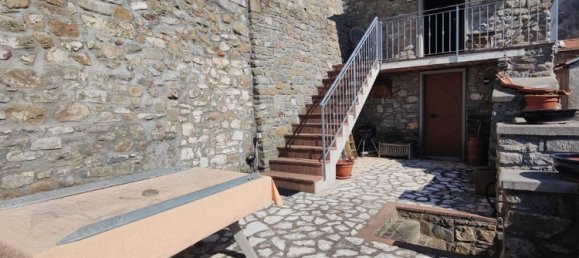 8-Zimmer Schlösser in Casola in Lunigiana, Italy, Nr. 173759 5