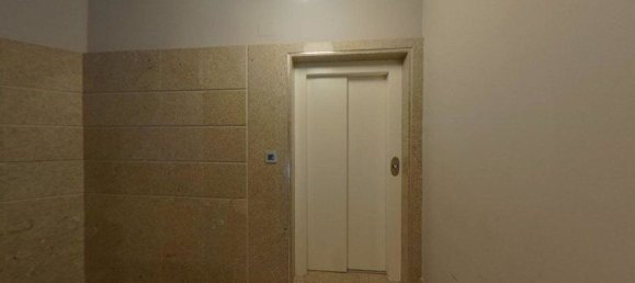 Bureau à Leon, Spain 163m² No. 65730 18